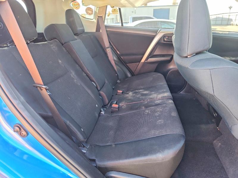 Zdjęcie 10 z aukcji – 2016 TOYOTA RAV4 z VIN JTMZFREV9GJ097184