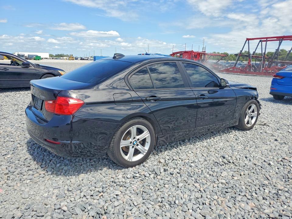 صورة رقم 3 من المزاد - 2015 BMW 328 مع VIN WBA3A5C5XFF610876