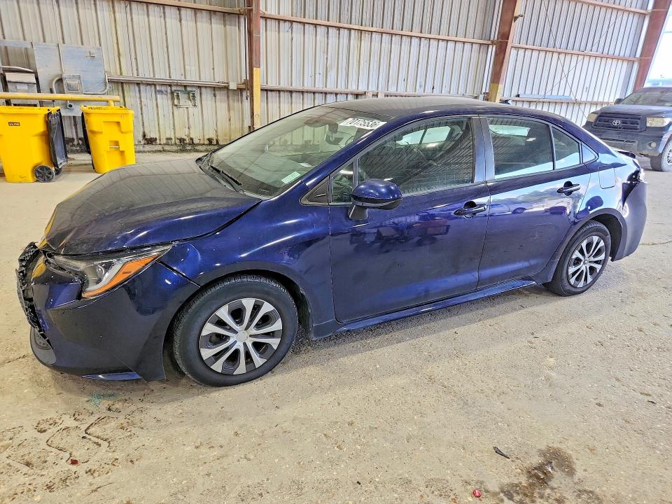 TOYOTA COROLLA 2022 with VIN JTDEAMDE2NJ041876 - Photo from auction