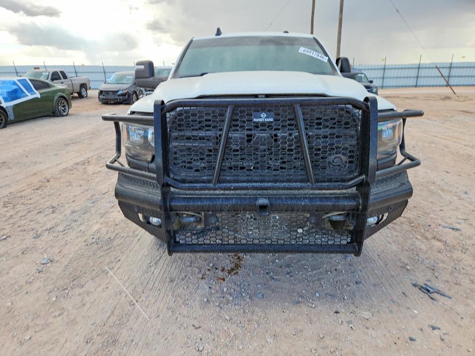 Foto 5 de la subasta – 2023 RAM 2500 con VIN 3C6UR5HJ1PG634335