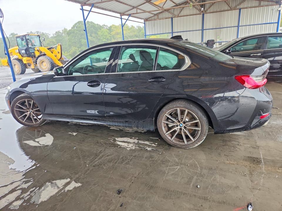 Снимка 2 от търг – 2021 BMW 330XI с VIN 3MW5R7J01M8B74011
