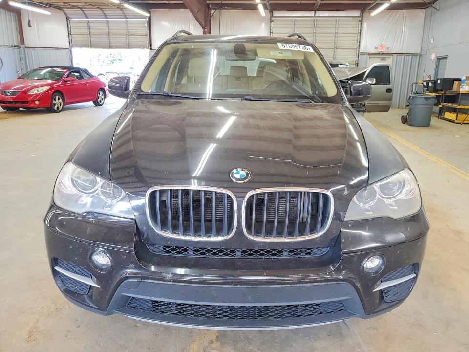 Foto 5 de la subasta – 2013 BMW X5 con VIN 5UXZV4C54D0E11769