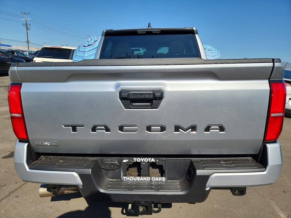 Photo 6 from auction – 2026 TOYOTA TACOMA with VIN 3TMLB5JNXTM273446
