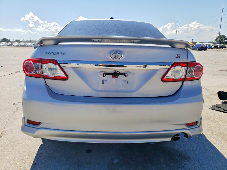 Снимка 6 от търг – 2011 TOYOTA COROLLA с VIN 2T1BU4EE3BC744869