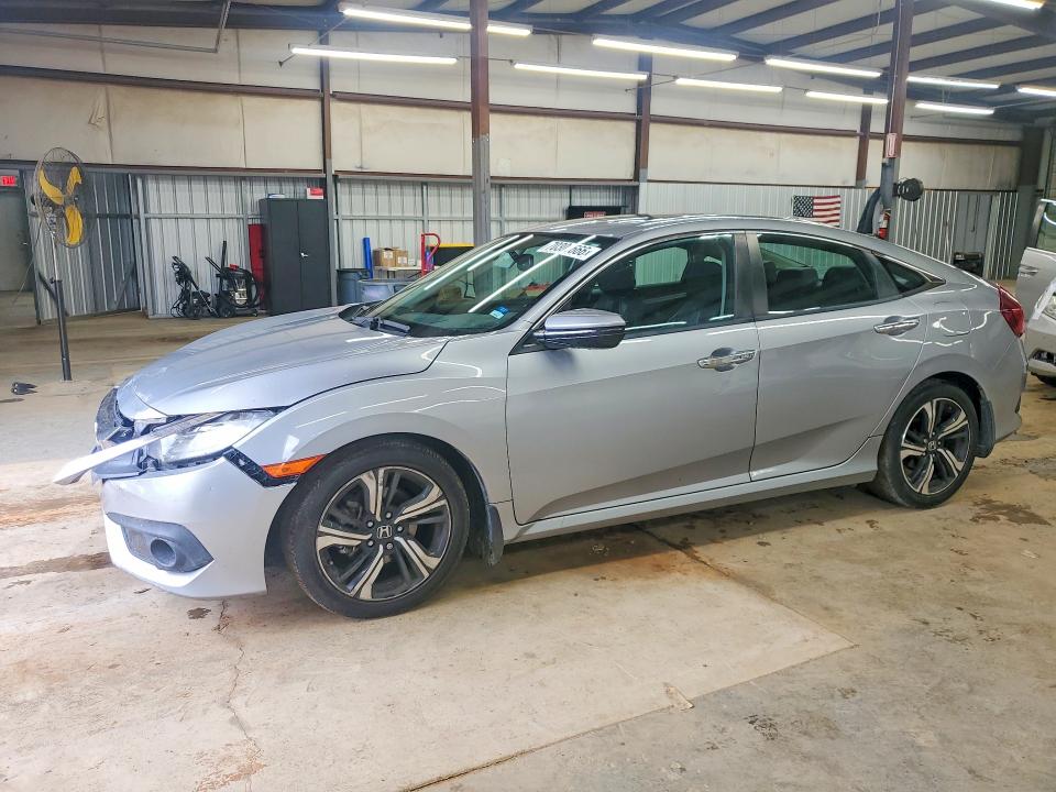 HONDA CIVIC 2016 z numerem VIN 19XFC1F94GE001585 - Zdjęcie z aukcji