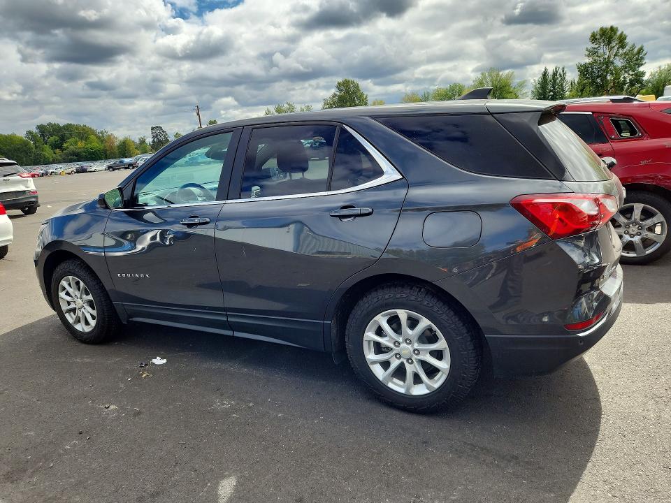 Photo 2 from auction – 2021 CHEVROLET EQUINOX with VIN 2GNAXTEVXM6140695