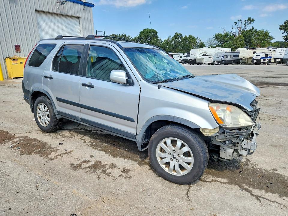 Photo 4 from auction – 2006 HONDA CR-V with VIN JHLRD78806C050700