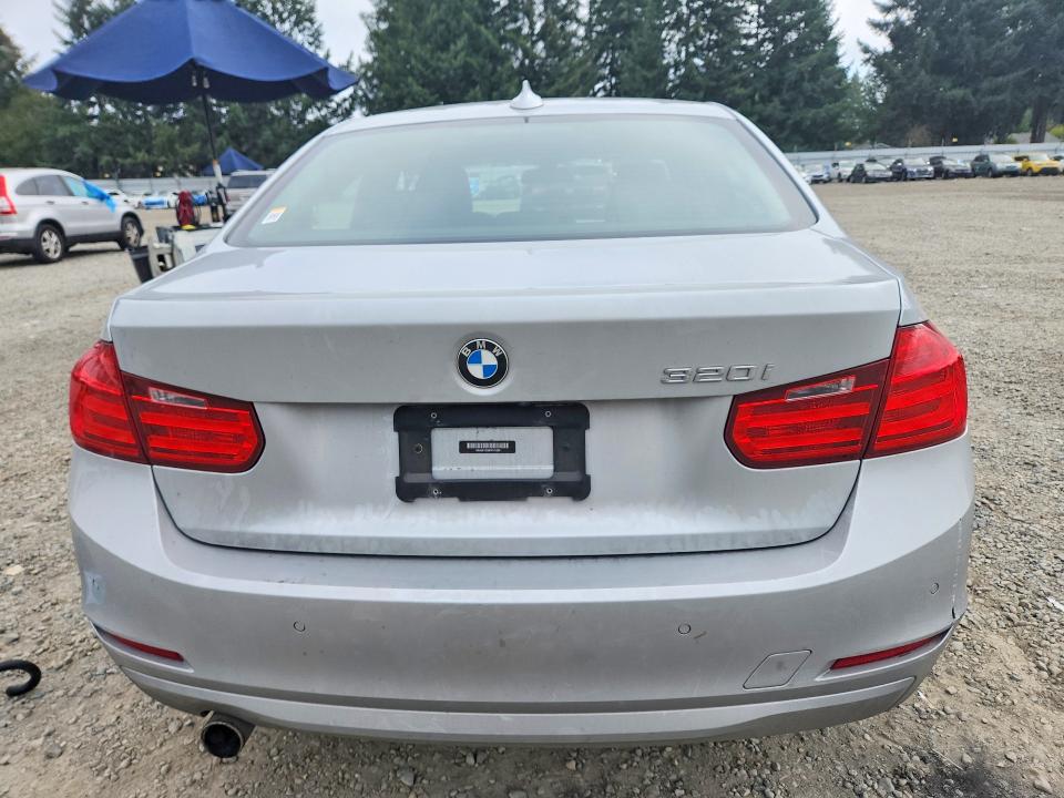Фото 6 с аукциона – 2015 BMW 320 с VIN WBA3B1C59FK141356