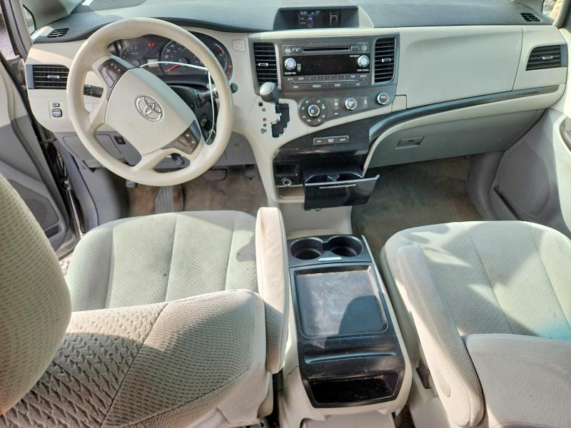 Photo 8 from auction – 2011 TOYOTA SIENNA with VIN 5TDKK3DC2BS111481