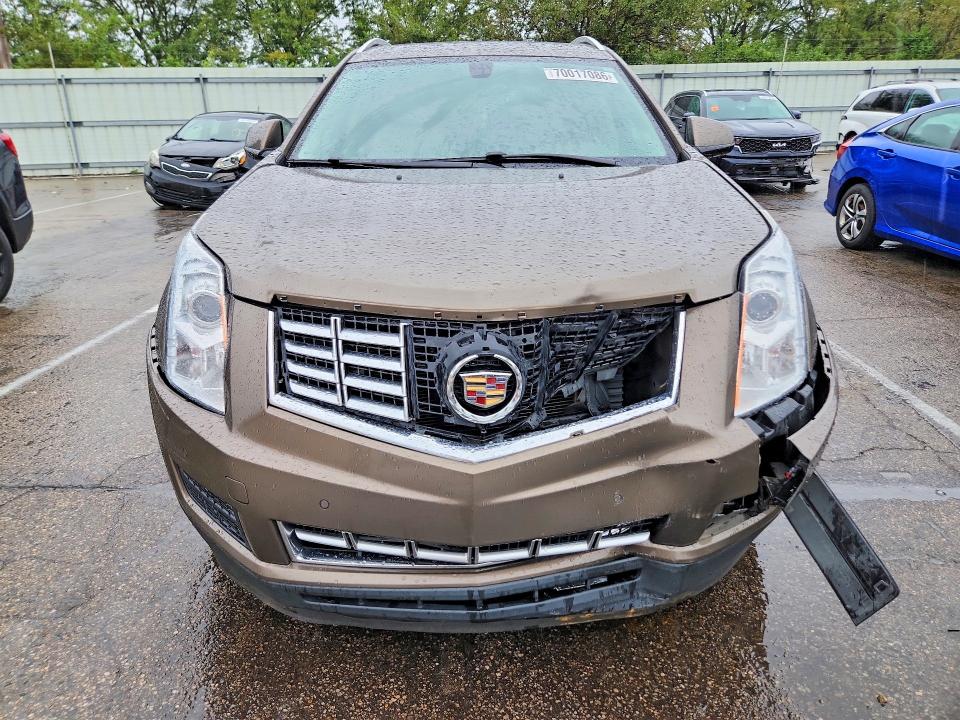 Photo 5 from auction – 2015 CADILLAC SRX with VIN 3GYFNEE39FS545623