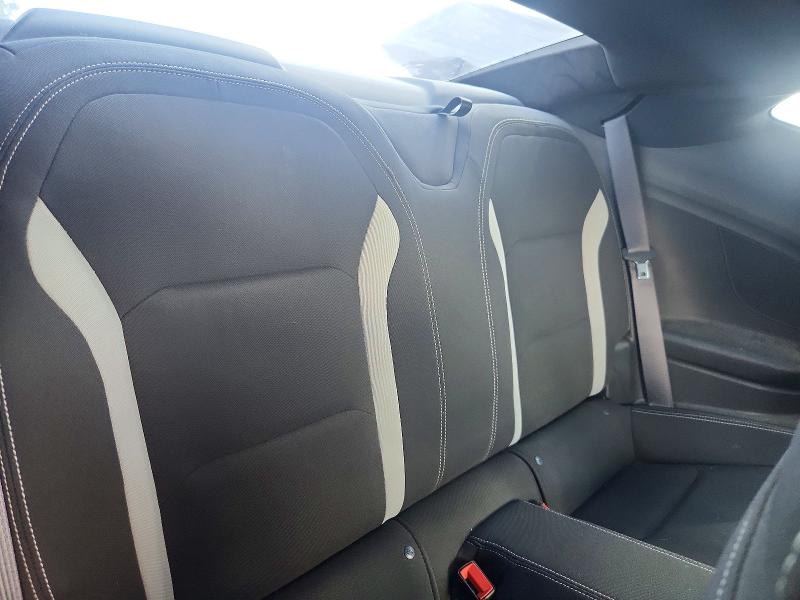 Photo 10 from auction – 2016 CHEVROLET CAMARO with VIN 1G1FB1RS9G0179012