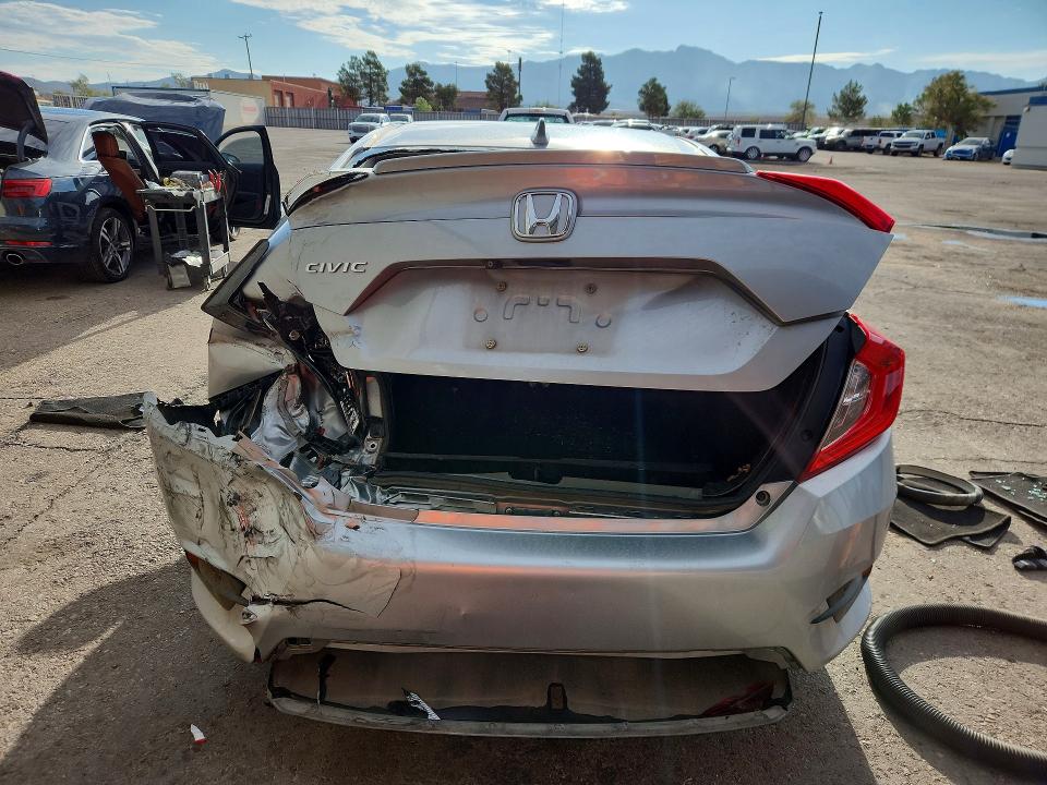 Photo 6 from auction – 2016 HONDA CIVIC with VIN 19XFC1F3XGE001554