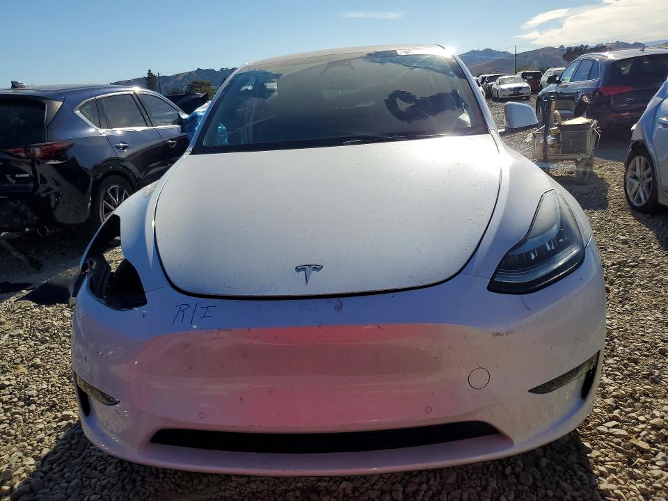 Фото 5 с аукциона – 2022 TESLA MODEL Y с VIN 7SAYGDEE8NF434026