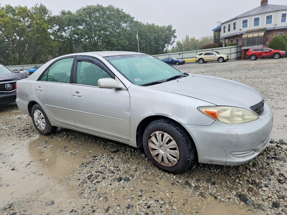 Photo 4 from auction – 2004 TOYOTA CAMRY with VIN 4T1BE32K44U812597