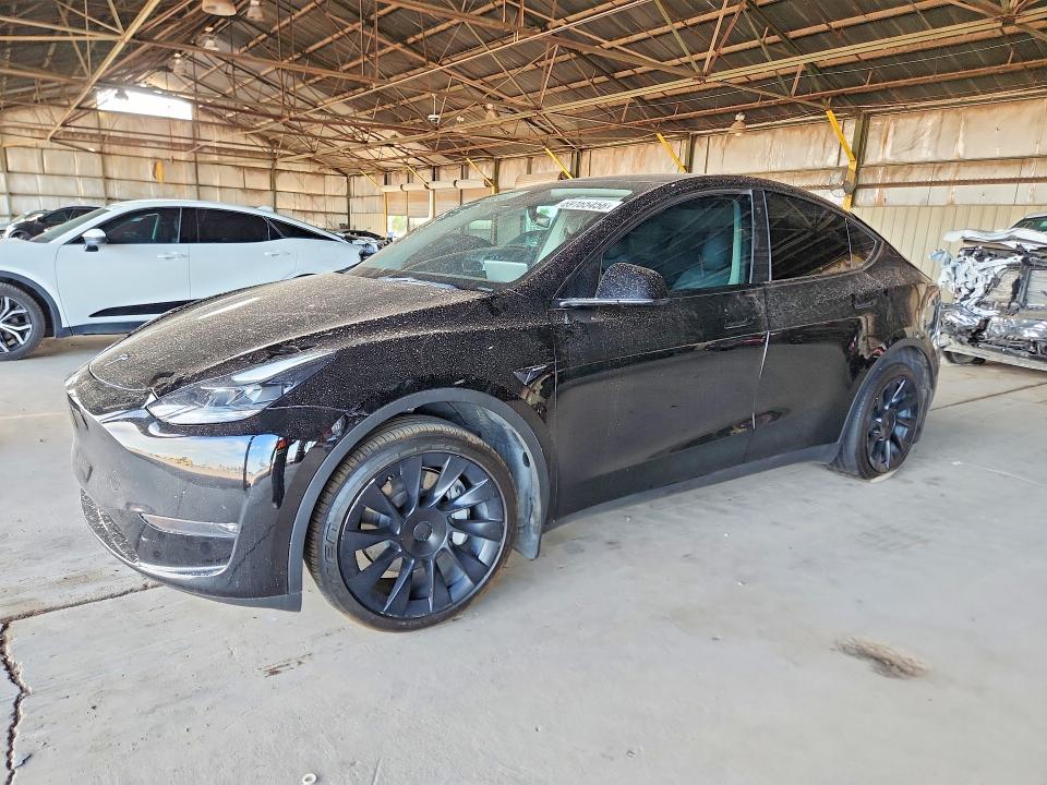 Фото 1 с аукциона – 2023 TESLA MODEL Y с VIN 7SAYGAEE3PF669421
