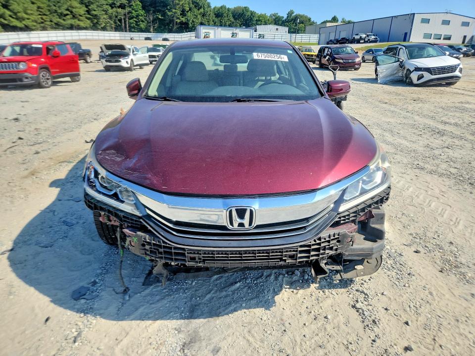 Photo 5 from auction – 2016 HONDA ACCORD with VIN 1HGCR2F82GA059519