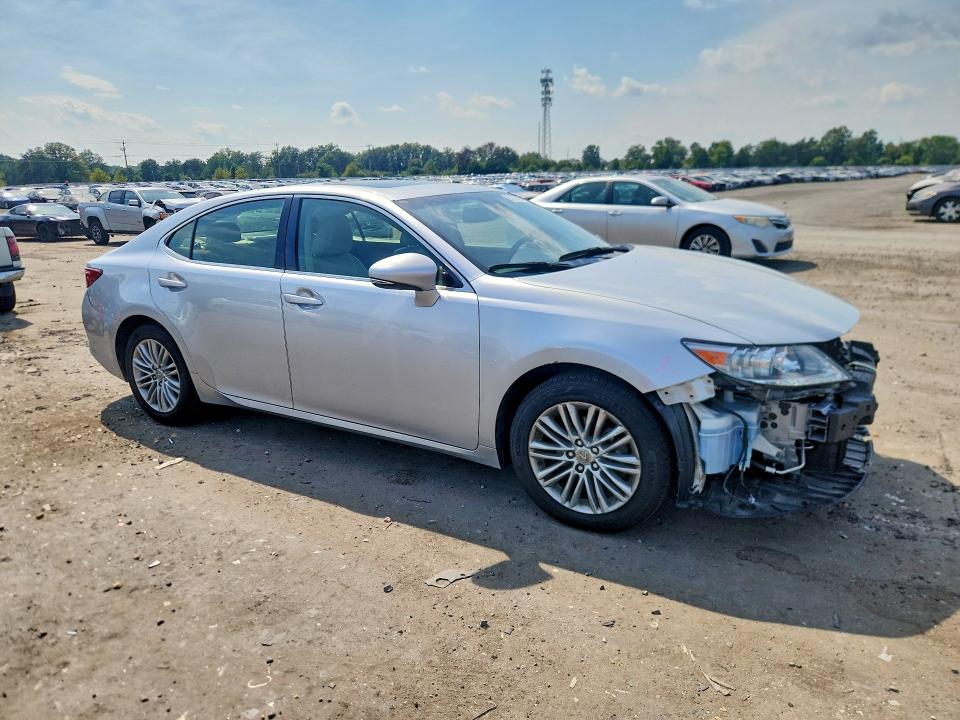 Photo 4 from auction – 2015 LEXUS ES with VIN JTHBK1GG1F2198059