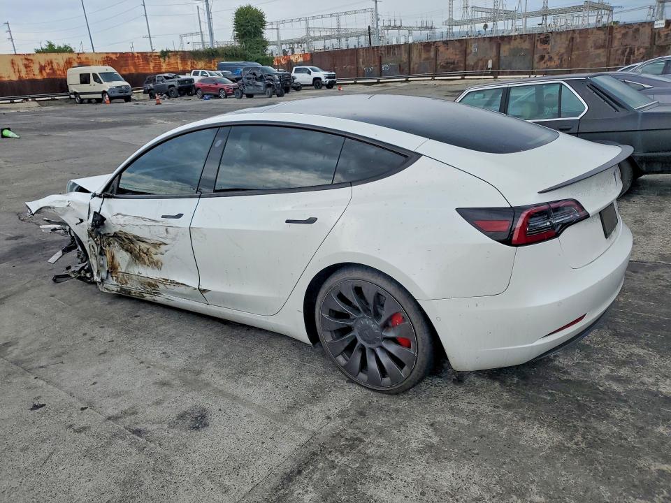 Photo 2 from auction – 2022 TESLA MODEL 3 with VIN 5YJ3E1EC9NF239434