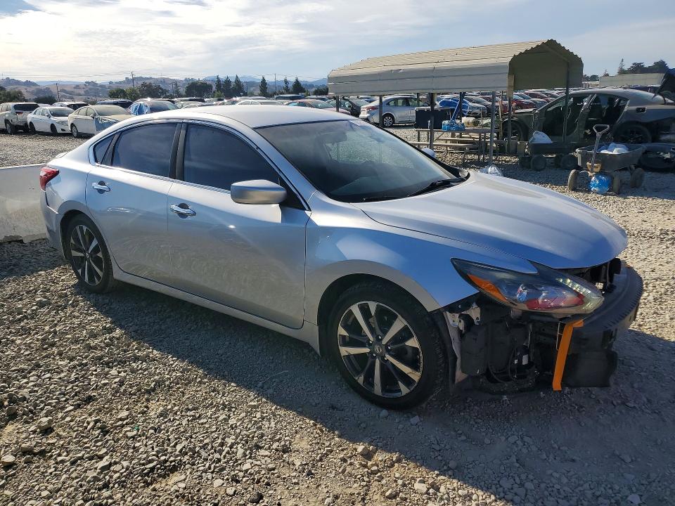 Photo 4 from auction – 2016 NISSAN ALTIMA with VIN 1N4AL3AP8GC180416