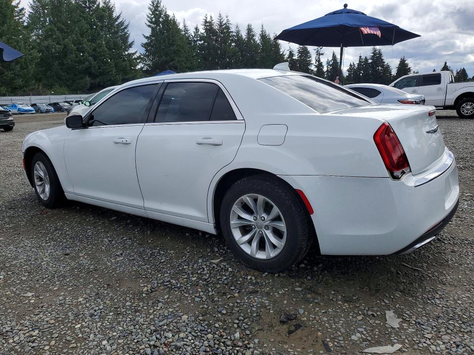 Photo 2 from auction – 2016 CHRYSLER 300 with VIN 2C3CCAAG1GH219517