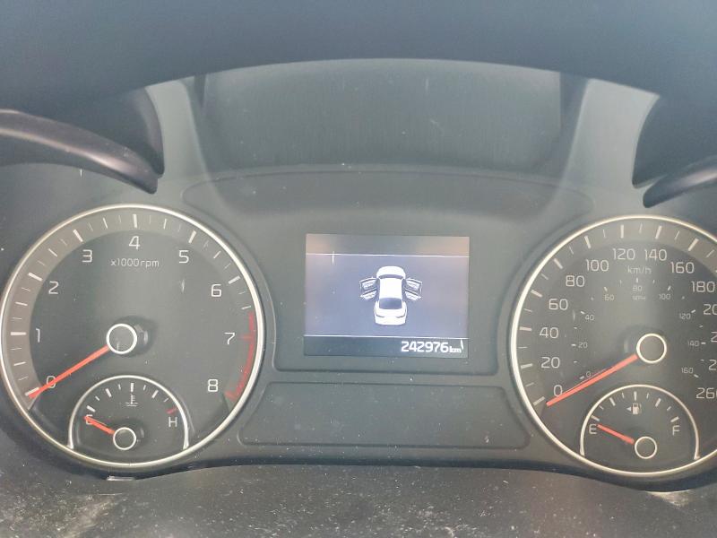 Photo 9 from auction – 2019 KIA OPTIMA with VIN 5XXGT4L30KG281639