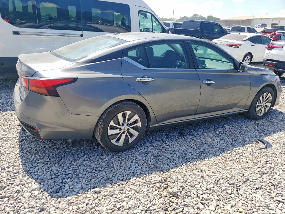 Photo 3 from auction – 2019 NISSAN ALTIMA with VIN 1N4BL4BV2KC120891