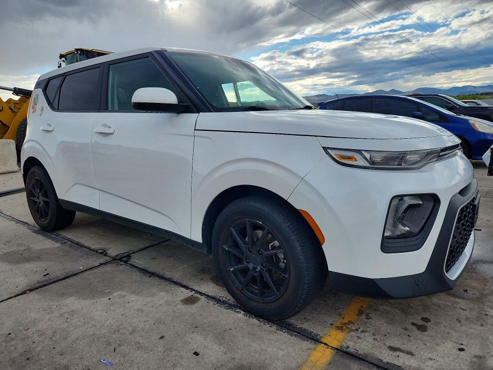 Photo 4 from auction – 2022 KIA SOUL with VIN KNDJ23AU6N7168922