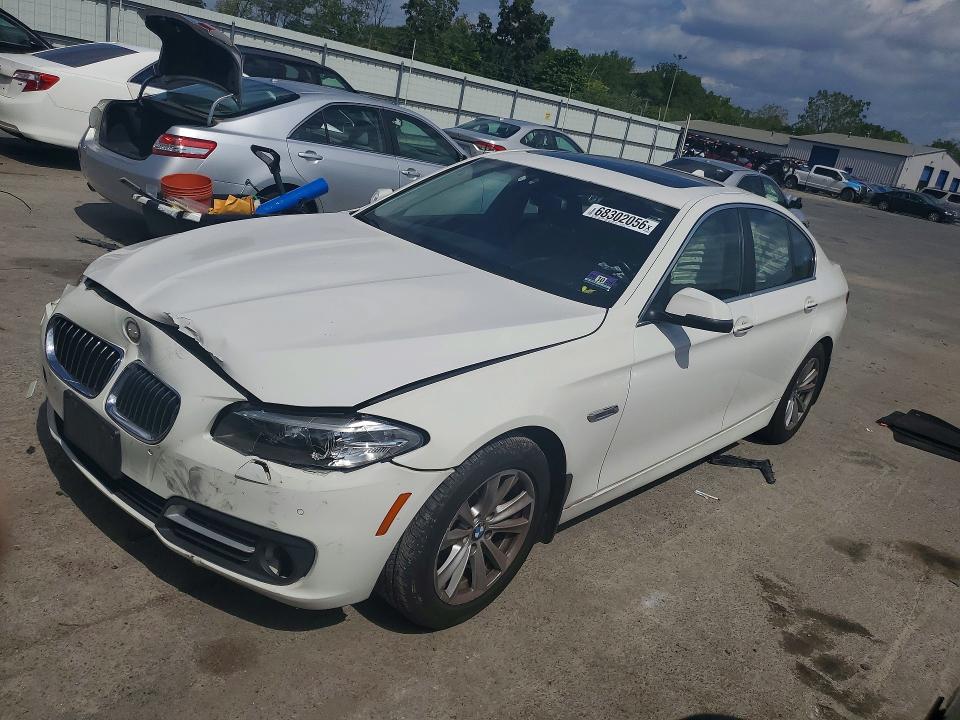 BMW 528 2015 с VIN WBA5A7C52FD621368 - Фото с аукциона