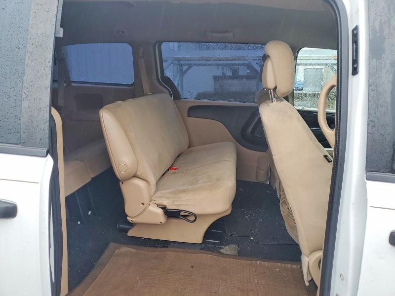 Photo 11 from auction – 2014 DODGE GRAND CARAVAN with VIN 2C4RDGBG7ER102021