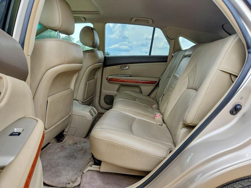 Photo 10 from auction – 2004 LEXUS RX with VIN 2T2HA31U24C017747