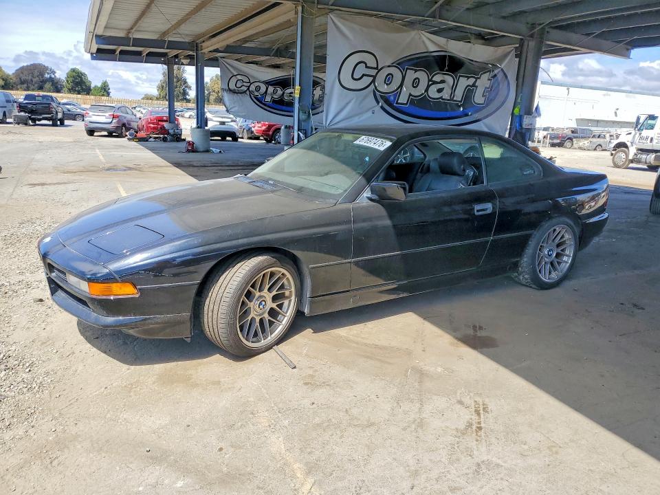 BMW 850 1993 مع رقم تعريف المركبة WBAEG232XPCB75181 - صورة من المزاد