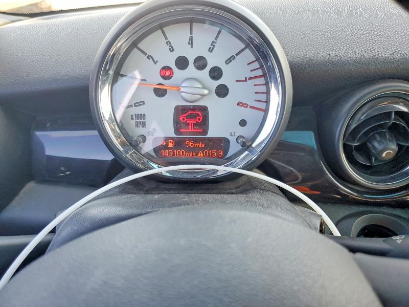 Zdjęcie 9 z aukcji – 2007 MINI COOPER z VIN WMWMF73547TT83785