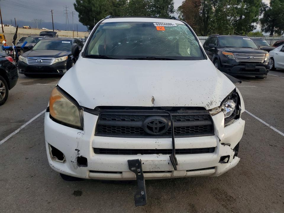 Снимка 5 от търг – 2010 TOYOTA RAV4 с VIN JTMZF4DV8AD025161