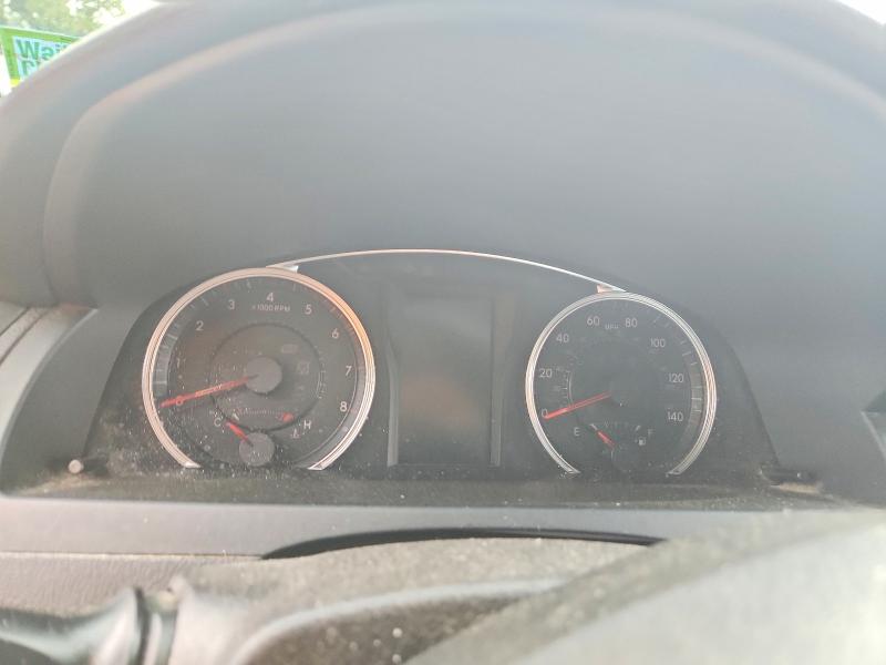 Photo 9 from auction – 2016 TOYOTA CAMRY with VIN 4T1BF1FK0GU197983