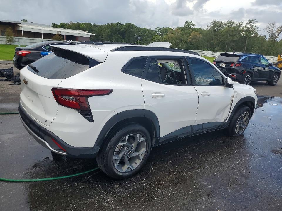 Photo 3 from auction – 2025 CHEVROLET TRAX with VIN KL77LHEP9SC216759