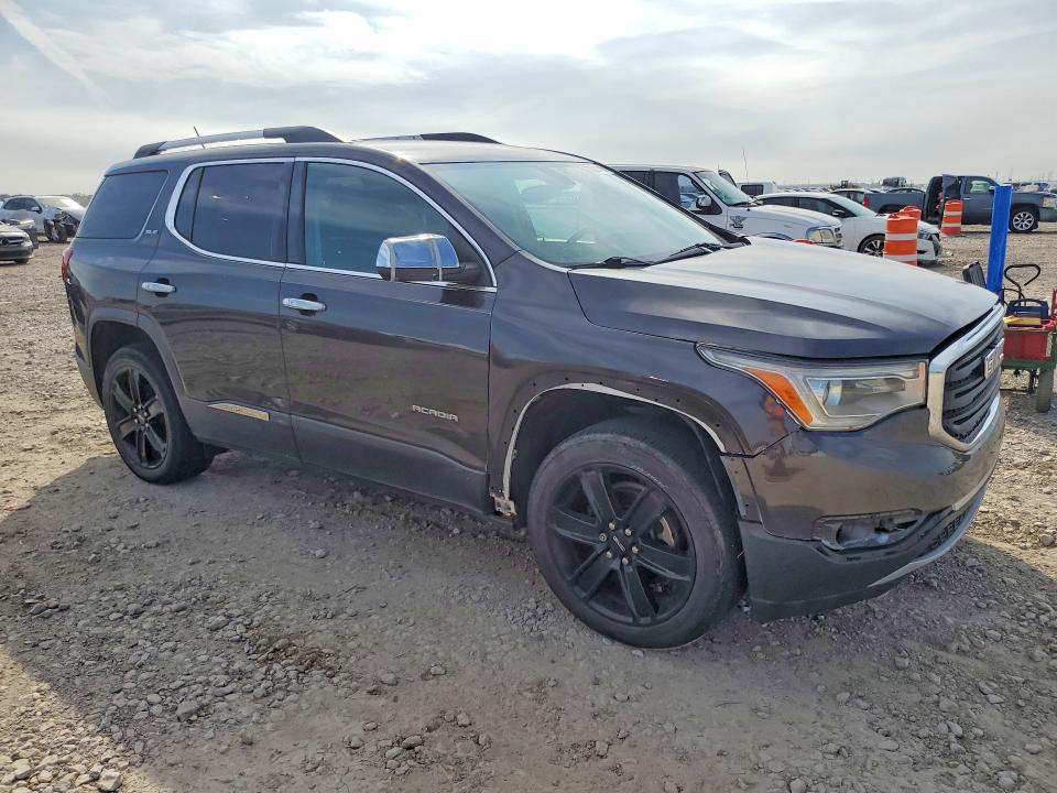 Foto 4 de la subasta – 2017 GMC ACADIA con VIN 1GKKNLLS9HZ184049
