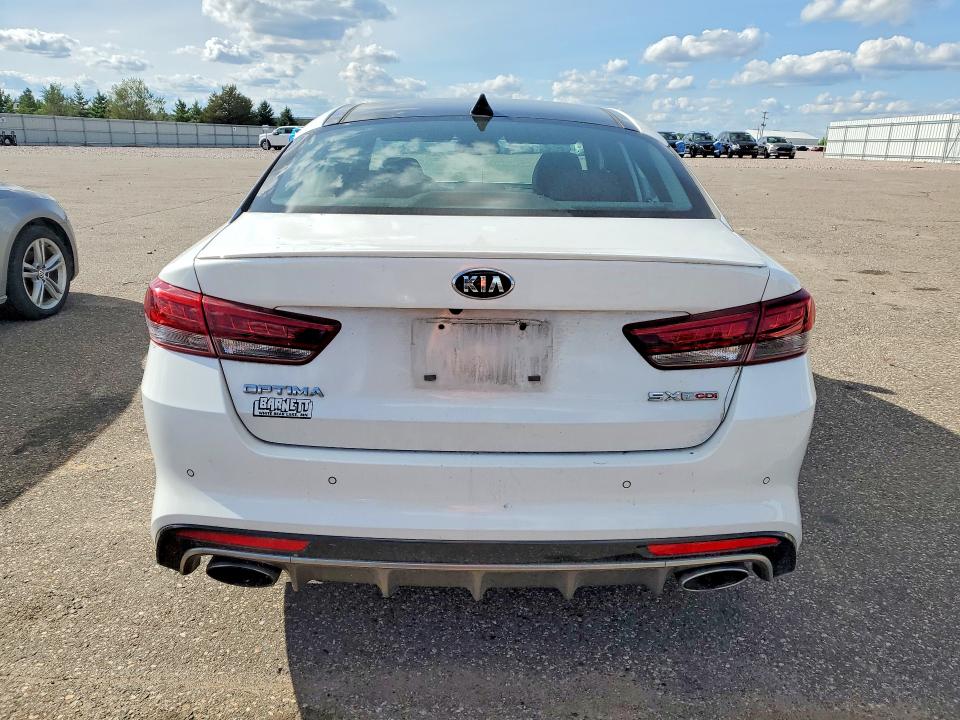 Photo 6 from auction – 2016 KIA OPTIMA with VIN 5XXGW4L20GG025586