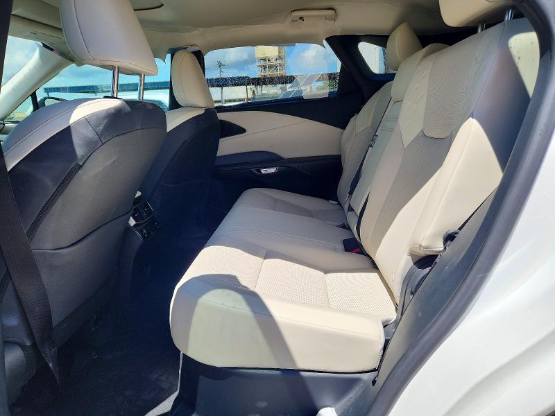 Photo 11 from auction – 2024 LEXUS RX 350 with VIN JTJCHMAA0R2015519