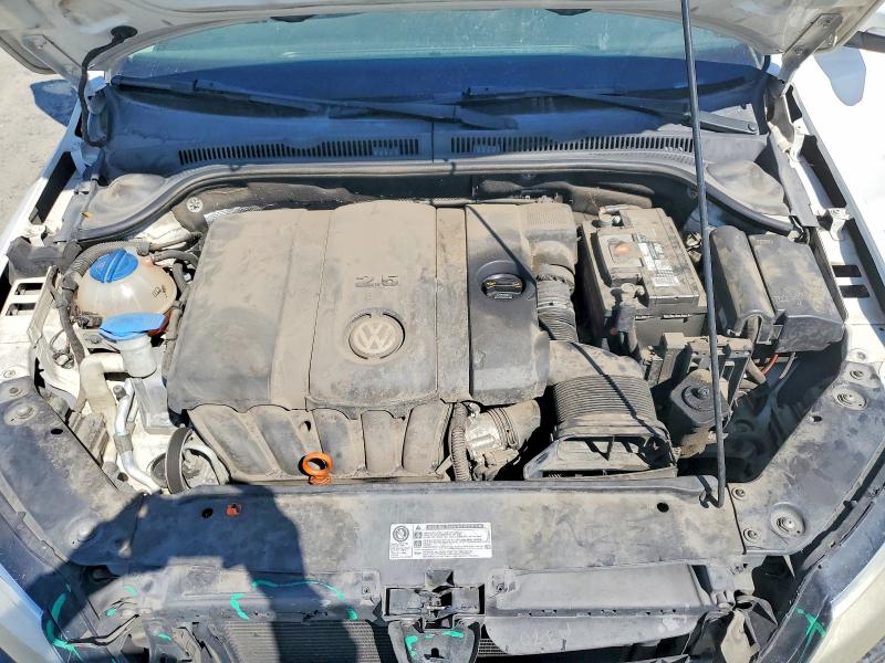 Photo 11 from auction – 2011 VOLKSWAGEN JETTA with VIN 3VWDZ7AJ8BM314872