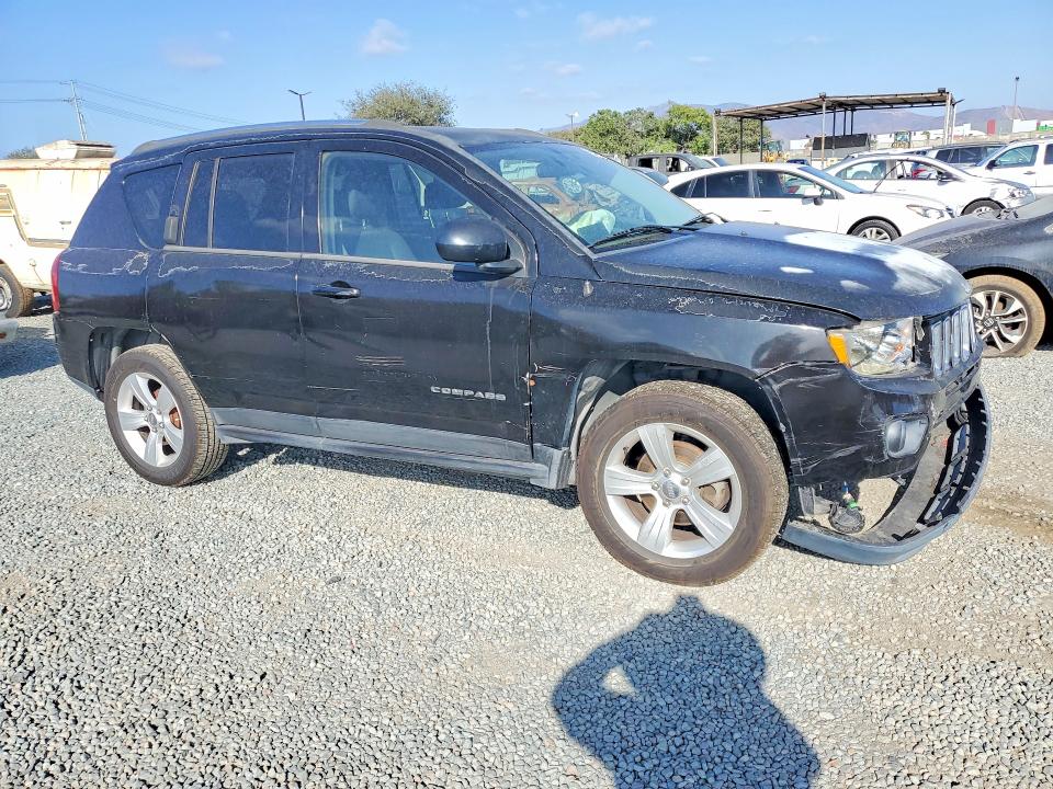 Photo 4 from auction – 2013 JEEP COMPASS with VIN 1C4NJCEB7DD213542