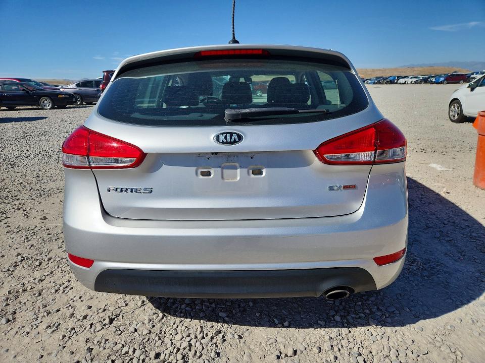 Photo 6 from auction – 2014 KIA FORTE with VIN KNAFX5A89E5165415