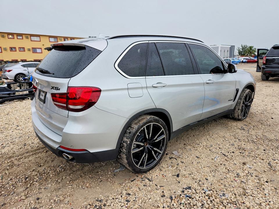 صورة رقم 3 من المزاد - 2015 BMW X5 مع VIN 5UXKS4C53F0N10173