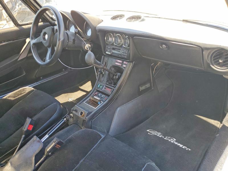 Photo 8 from auction – 1981 ALFA ROMEO VELOCE with VIN ZARBA5415B1010290