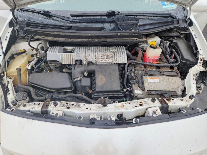 Photo 11 from auction – 2011 TOYOTA PRIUS with VIN JTDKN3DU3B0290763