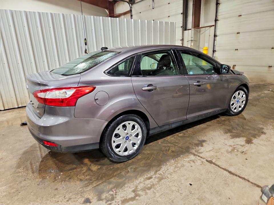 Photo 3 from auction – 2012 FORD FOCUS with VIN 1FAHP3F20CL292508
