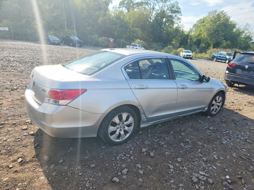 Photo 3 from auction – 2008 HONDA ACCORD with VIN 1HGCP26888A093262