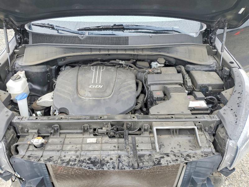 Photo 12 from auction – 2017 KIA SORENTO with VIN 5XYPHDA56HG312516