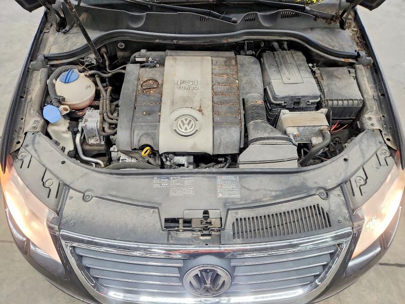 Photo 11 from auction – 2008 VOLKSWAGEN PASSAT with VIN WVWTK93C88E108768