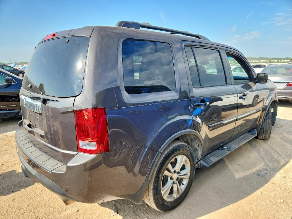 Photo 3 from auction – 2014 HONDA PILOT with VIN 5FNYF3H53EB001610