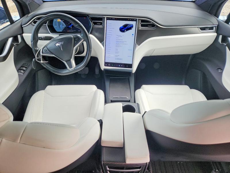 Фото 8 с аукциона – 2018 TESLA MODEL X с VIN 5YJXCBE22JF087091